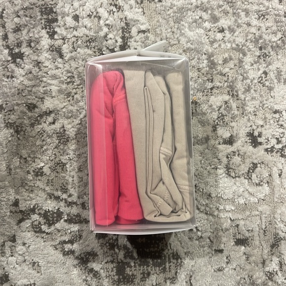 2-Pack Lululemon UnderEase Super-High-Rise Shortie Underwear *NWT* - Picture 2 of 4